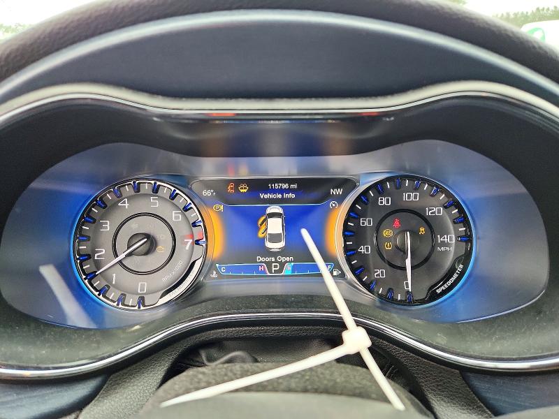 2015 Chrysler 200 მანქანა იყიდება აუქციონზე, vin: 1C3CCCBG6FN522356, აუქციონის ნომერი: 59863446