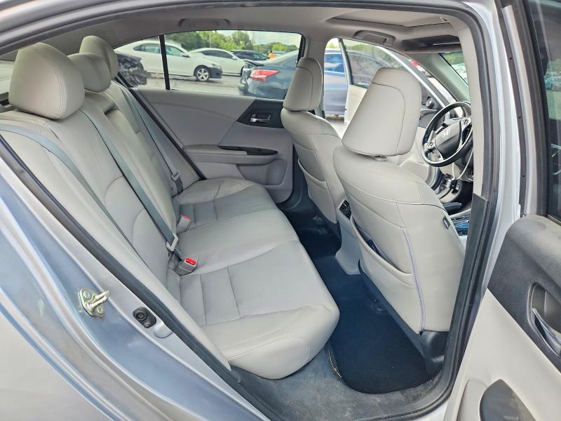 Auction sale of the 2016 Honda Accord, vin: 1HGCR2F85GA164300, lot number: 60547306