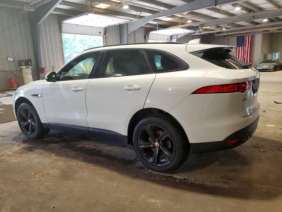 Продажа на аукционе авто 2017 Jaguar F-pace, vin: SADCJ2BV8HA884228, номер лота: 61043136