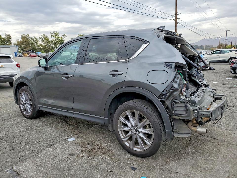 Продаж на аукціоні авто 2020 Mazda Cx-5, vin: JM3KFADM8L0729465, номер лоту: 61616016