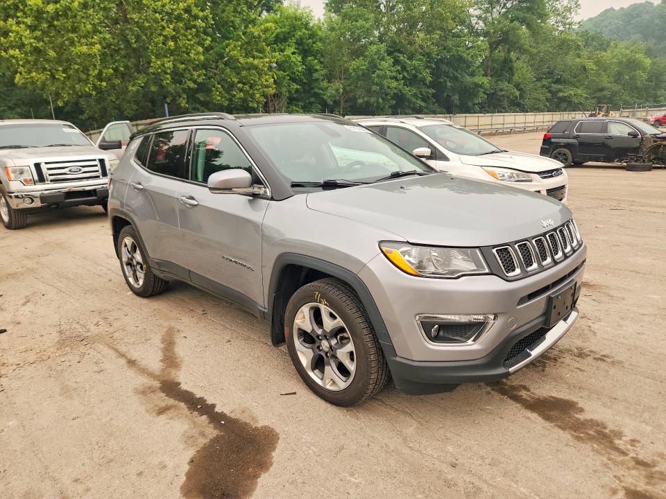 2018 Jeep Compass მანქანა იყიდება აუქციონზე, vin: 3C4NJDCB7JT135536, აუქციონის ნომერი: 61751866