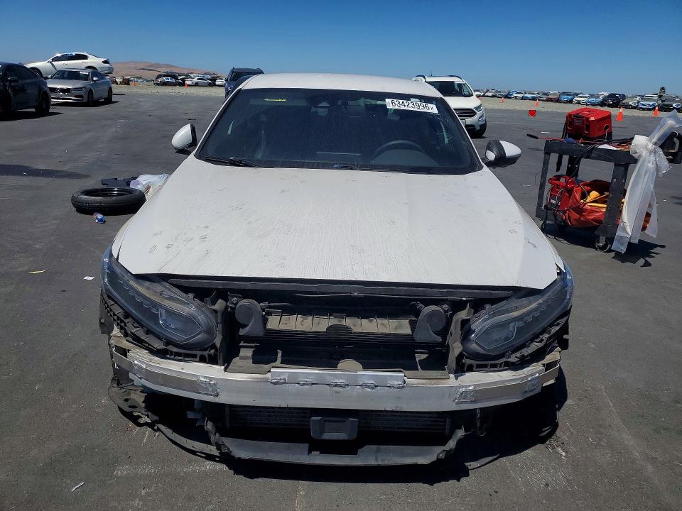 Продаж на аукціоні авто 2018 Honda Accord, vin: 1HGCV1F34JA121701, номер лоту: 63423996