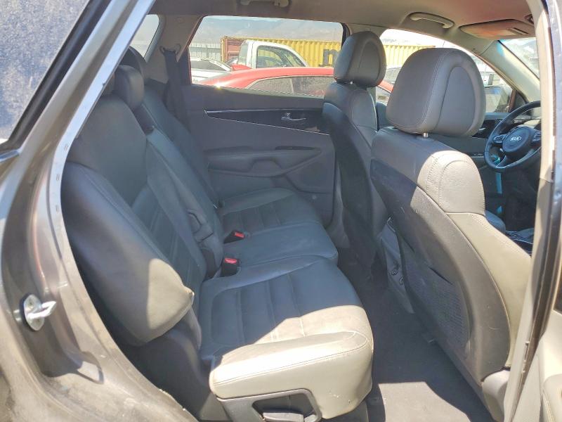 61705016 :رقم المزاد ، 5XYPH4A51GG090904 vin ، 2016 Kia Sorento مزاد بيع