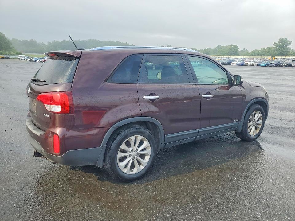 60474576 :رقم المزاد ، 5XYKUDA73FG592397 vin ، 2015 Kia Sorento مزاد بيع