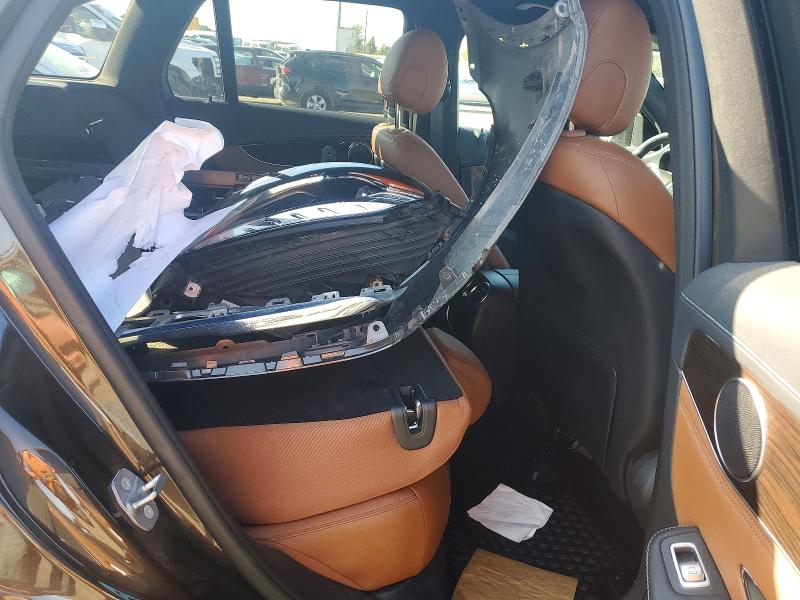 62120716 :رقم المزاد ، WDC0G4KB6JV109059 vin ، 2018 Mercedes-benz Glc مزاد بيع