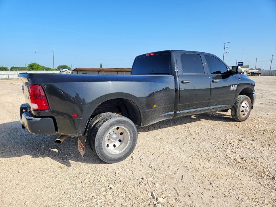 61440456 :رقم المزاد ، 3C63RRGJ7JG267064 vin ، 2018 Ram 3500 مزاد بيع