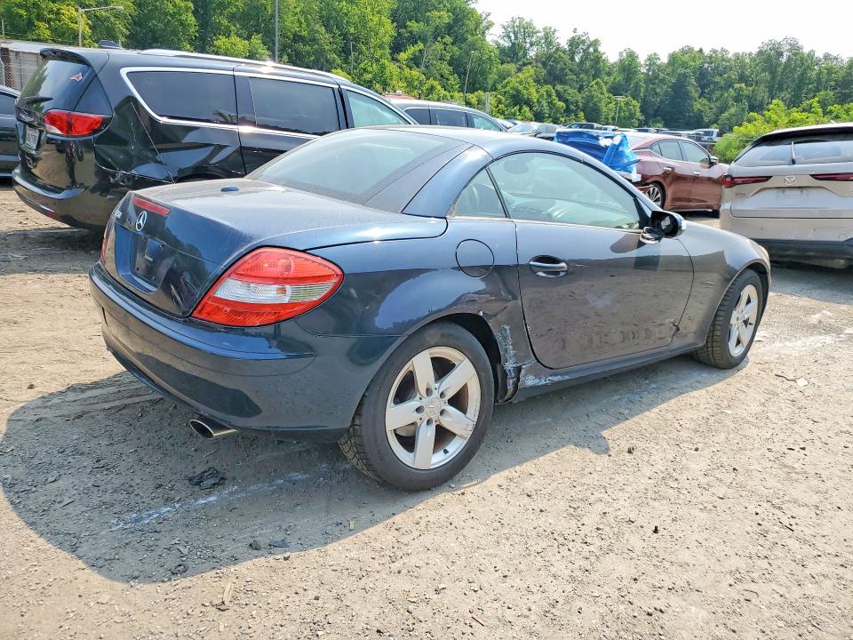62413666 :رقم المزاد ، WDBWK54F97F160299 vin ، 2007 Mercedes-benz Slk مزاد بيع
