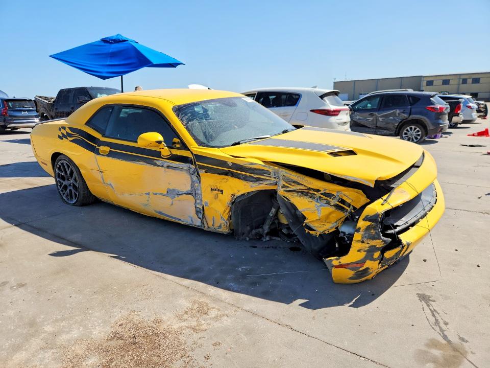 60379216 :رقم المزاد ، 2C3CDZBT8HH509360 vin ، 2017 Dodge Challenger مزاد بيع