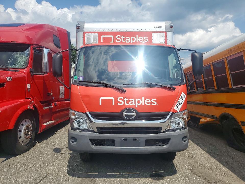 61681166 :رقم المزاد ، JHHSDM2H8JK006140 vin ، 2018 Hino 195 مزاد بيع