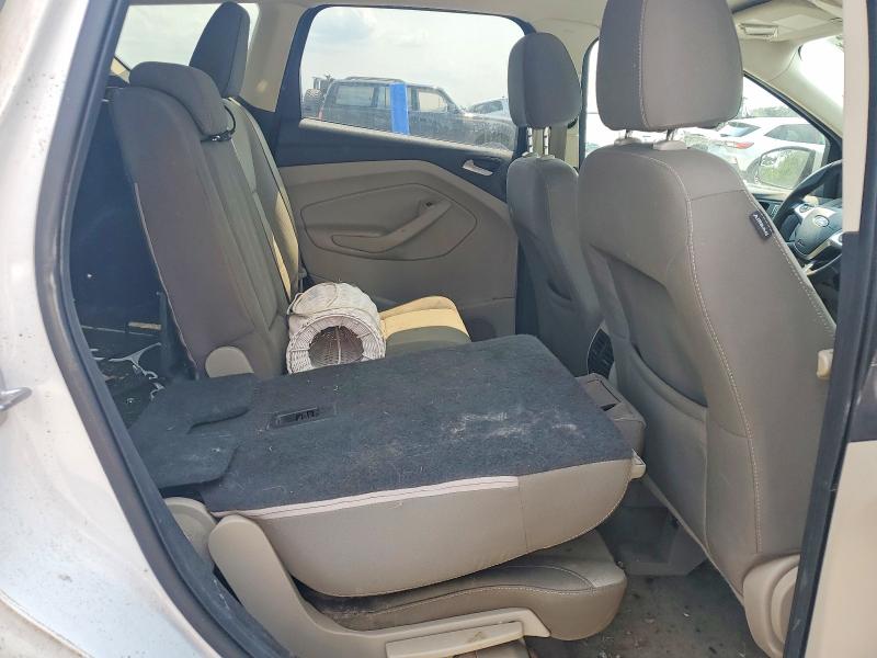 2015 Ford Escape მანქანა იყიდება აუქციონზე, vin: 1FMCU0GX8FUC81787, აუქციონის ნომერი: 62253946