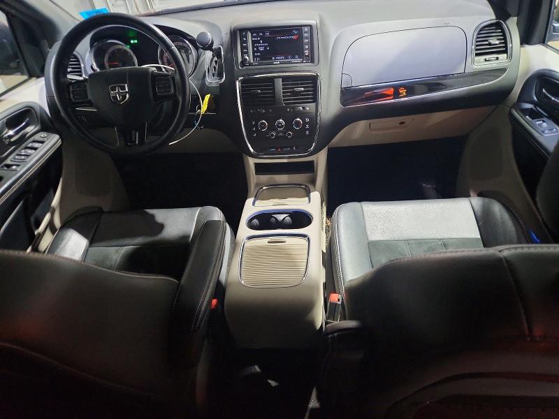 60751636 :رقم المزاد ، 2C4RDGCG1JR191660 vin ، 2018 Dodge Grand Caravan مزاد بيع