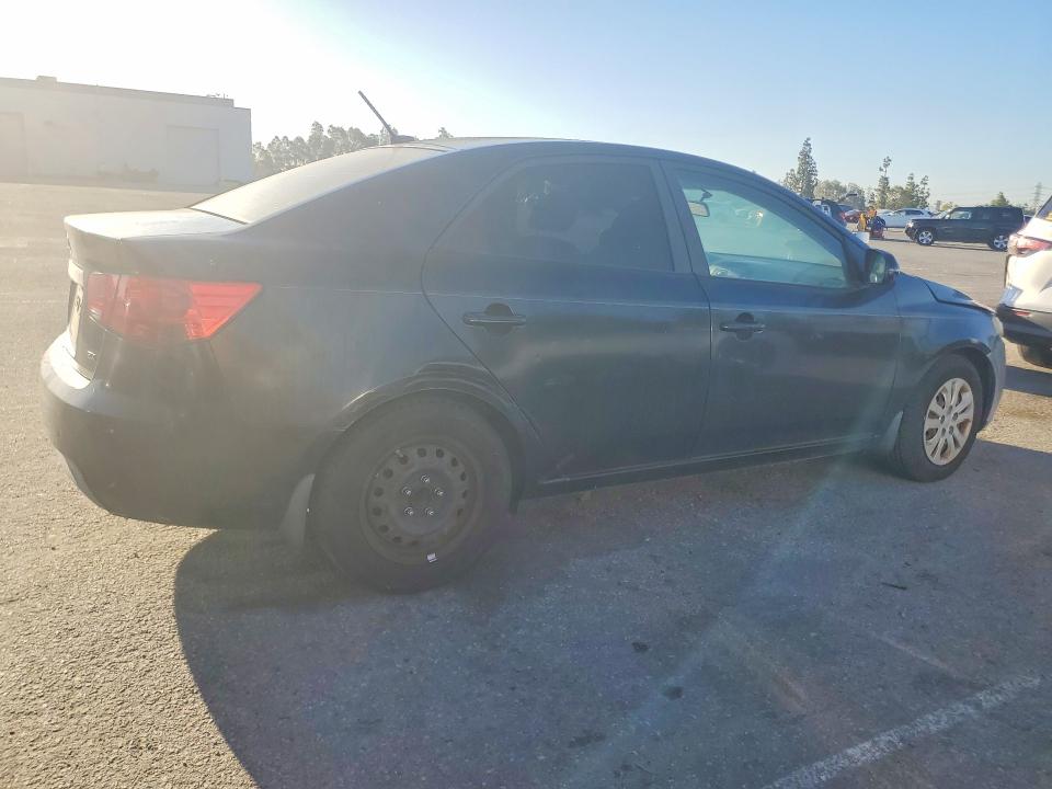 60169106 :رقم المزاد ، KNAFU4A23C5607083 vin ، 2012 Kia Forte مزاد بيع