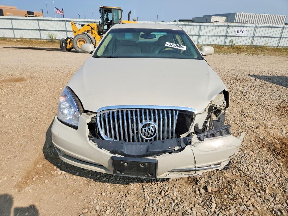 62252686 :رقم المزاد ، 1G4HC5EM4BU127070 vin ، 2011 Buick Lucerne مزاد بيع