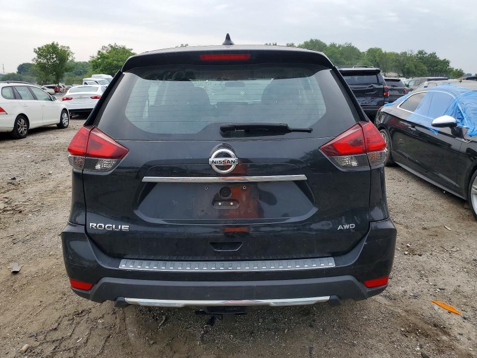 2017 Nissan Rogue მანქანა იყიდება აუქციონზე, vin: 5N1AT2MV8HC781899, აუქციონის ნომერი: 62639506