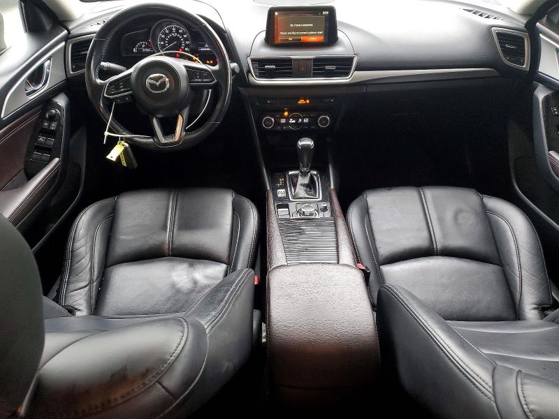 Продаж на аукціоні авто 2018 Mazda 3, vin: 3MZBN1L32JM199568, номер лоту: 60647896