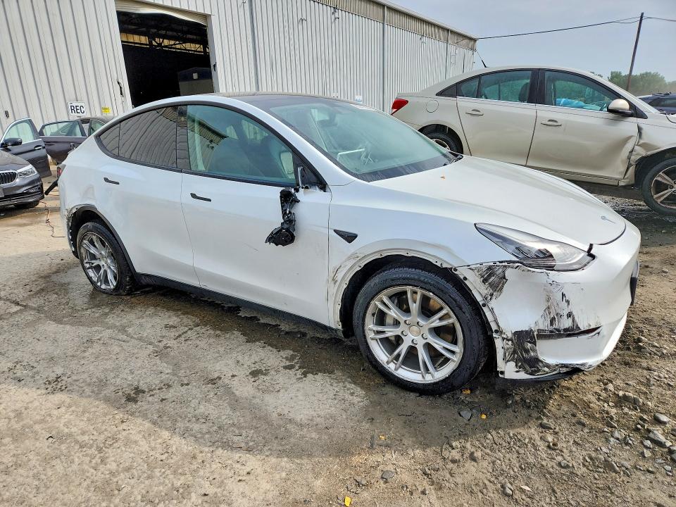 Продажа на аукционе авто 2020 Tesla Model Y, vin: 5YJYGDEE2LF035946, номер лота: 60412386
