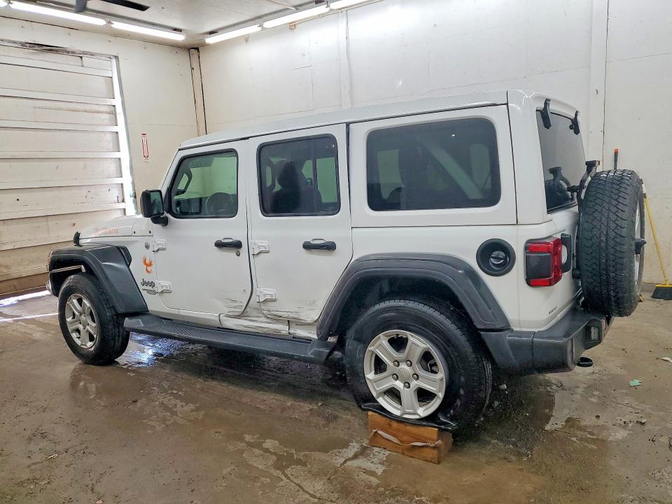 Продажа на аукционе авто 2021 Jeep Wrangler Unlimited, vin: 1C4HJXDN5MW636446, номер лота: 61912416