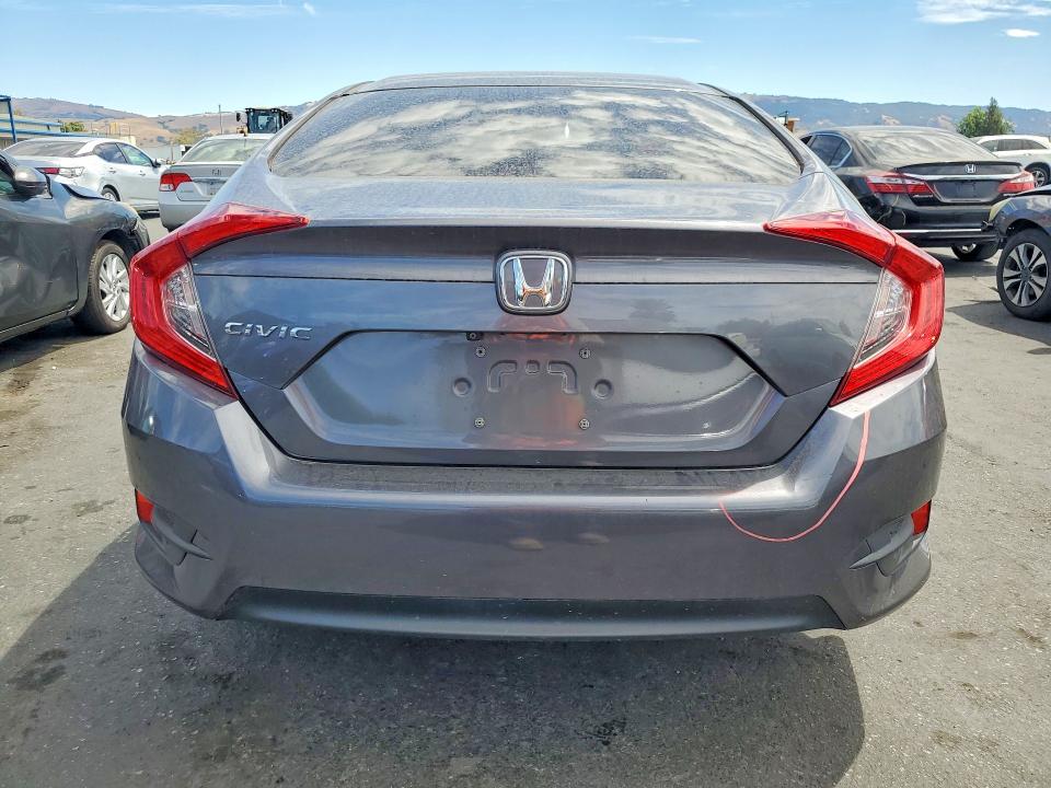 2018 Honda Civic მანქანა იყიდება აუქციონზე, vin: 2HGFC2F58JH594531, აუქციონის ნომერი: 61766996