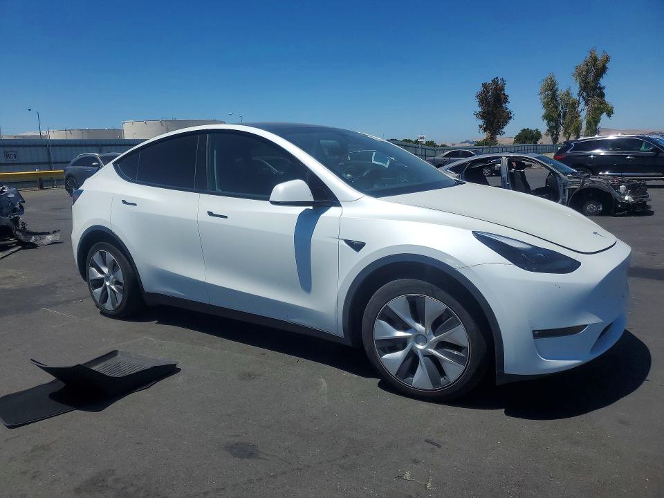 Продаж на аукціоні авто 2024 Tesla Y, vin: 7SAYGDEE8RF006088, номер лоту: 60495046