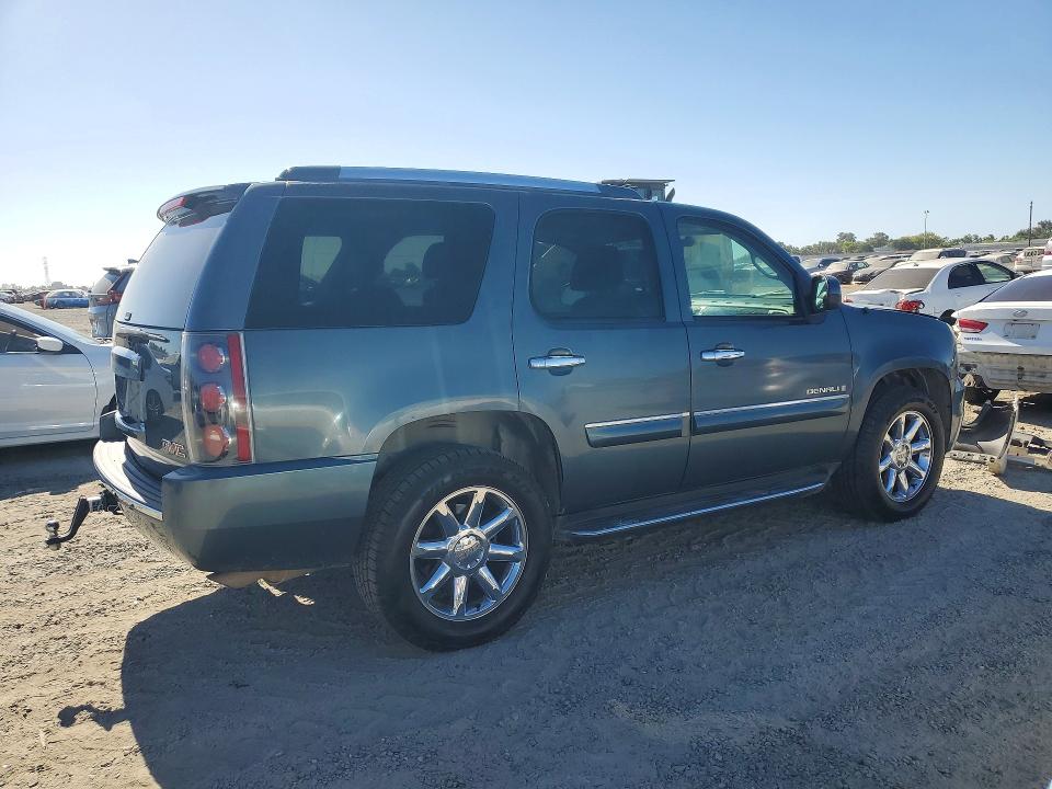 Продажа на аукционе авто 2007 Gmc Yukon, vin: 1GKFK63837J228592, номер лота: 60697486