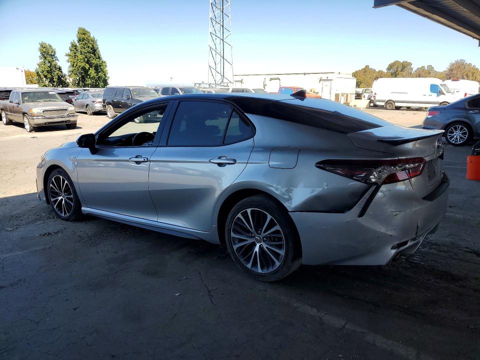 2021 Toyota Camry მანქანა იყიდება აუქციონზე, vin: 4T1K31AK8MU020027, აუქციონის ნომერი: 60521166