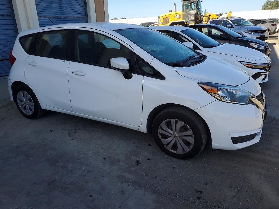 85771375 :رقم المزاد ، 3N1CE2CP6JL356981 vin ، 2018 Nissan Versa Note مزاد بيع