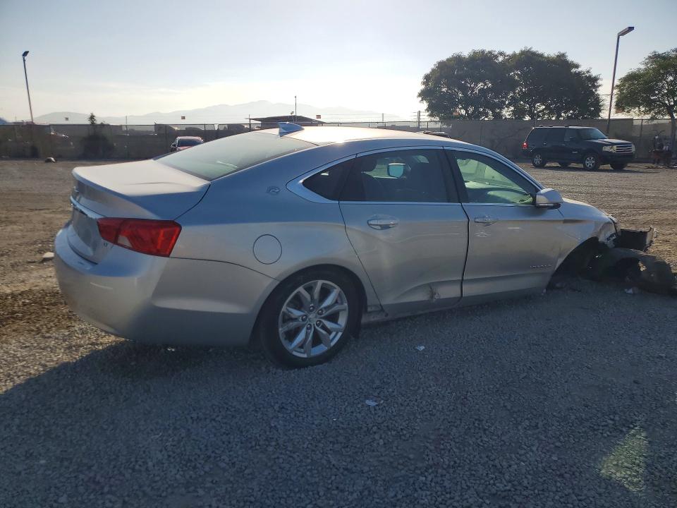 61040166 :رقم المزاد ، 2G1105S35J9128811 vin ، 2018 Chevrolet Impala مزاد بيع