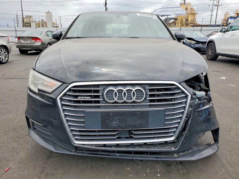 2017 Audi A3 მანქანა იყიდება აუქციონზე, vin: WAUUPBFF5HA046897, აუქციონის ნომერი: 59676186