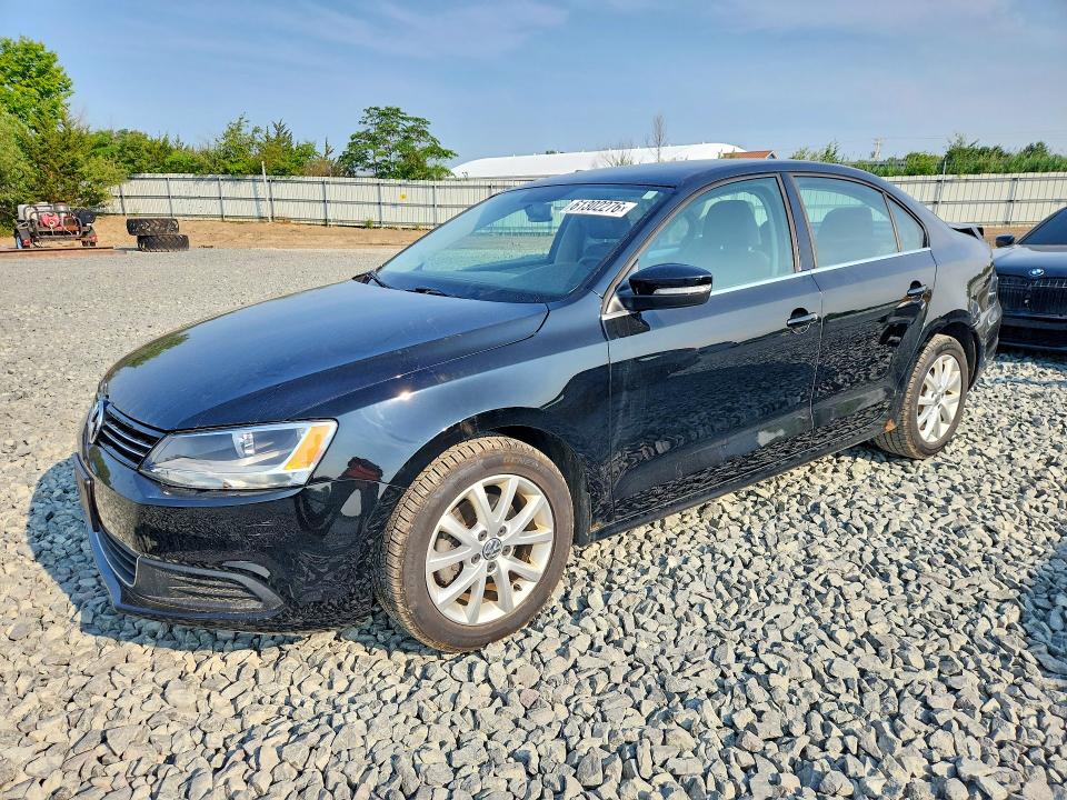 61302276 :رقم المزاد ، 3VWD17AJ2EM289379 vin ، 2014 Volkswagen Jetta مزاد بيع