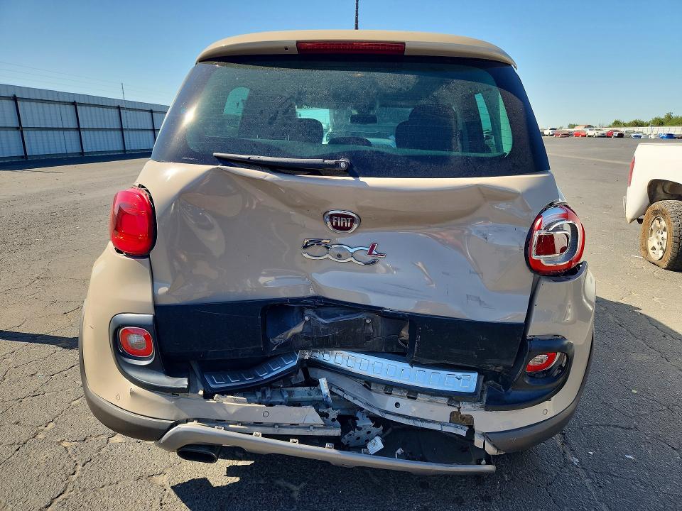 61249536 :رقم المزاد ، ZFBCFADH2EZ009161 vin ، 2014 Fiat 500l مزاد بيع