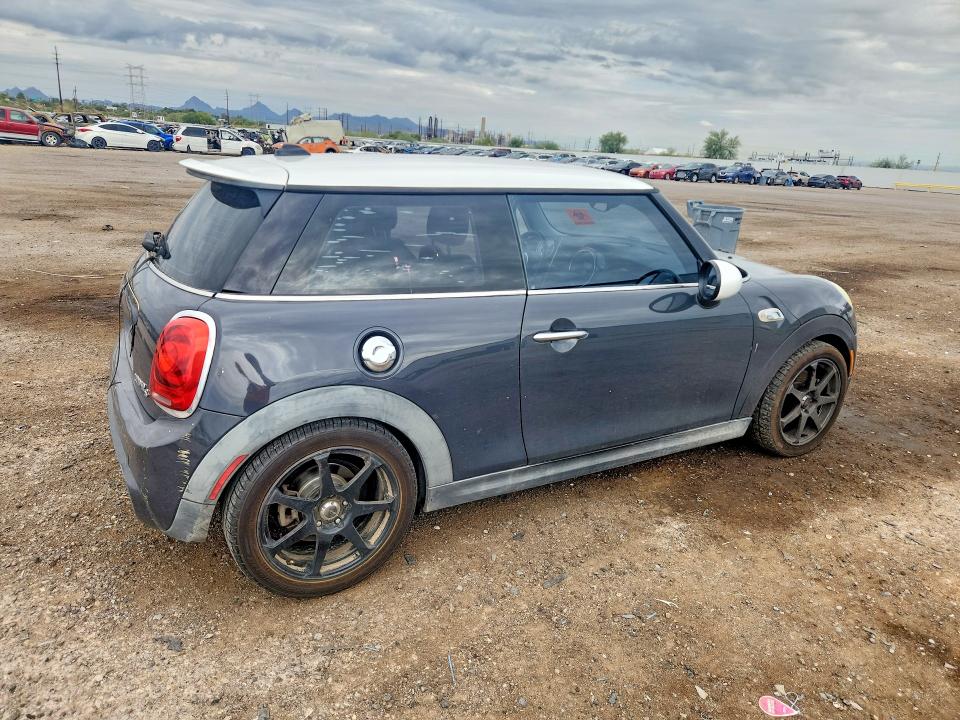 61434766 :رقم المزاد ، WMWXP7C55F2A33468 vin ، 2015 Mini Cooper مزاد بيع