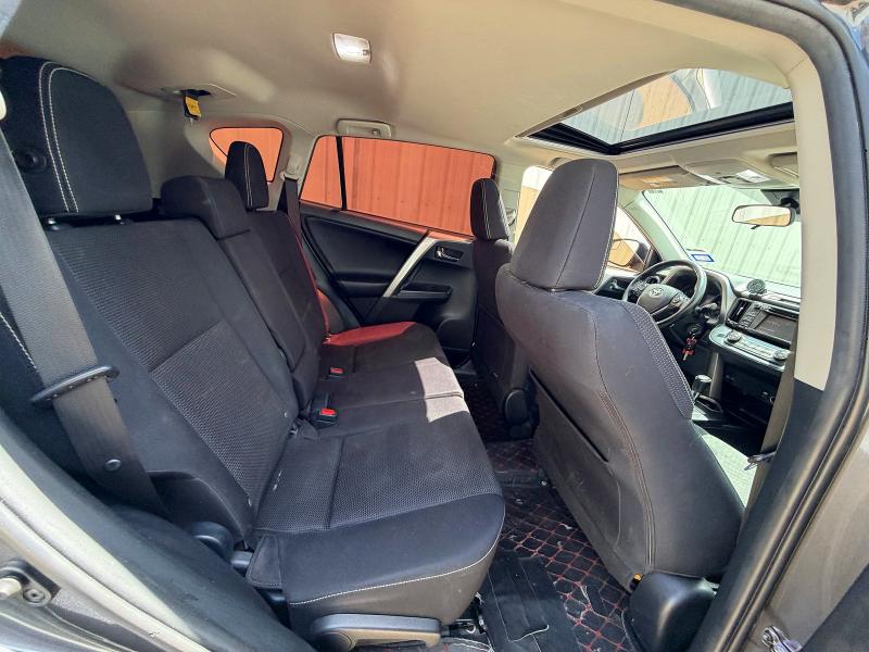 2017 Toyota Rav4 მანქანა იყიდება აუქციონზე, vin: JTMWFREV8HJ711890, აუქციონის ნომერი: 61814086