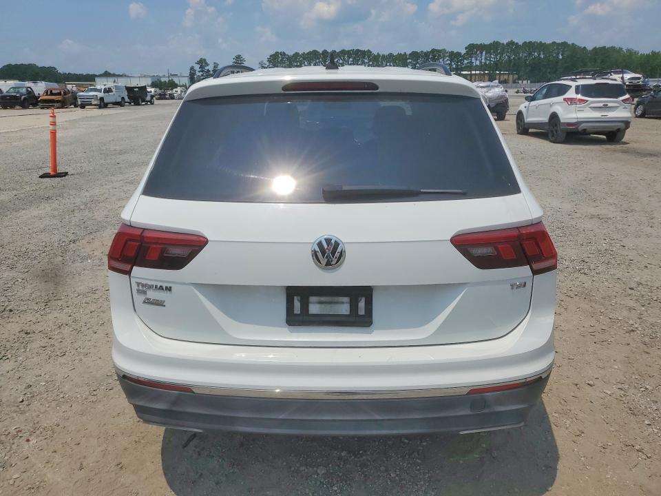 53244406 :رقم المزاد ، 3VV3B7AX7JM073958 vin ، 2018 Volkswagen Tiguan مزاد بيع