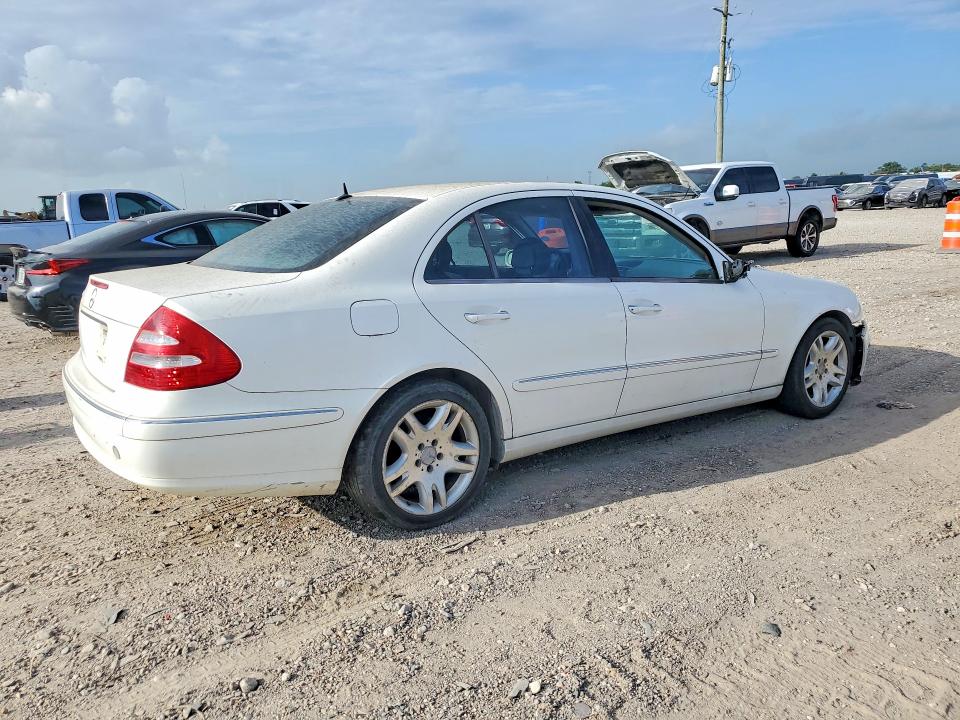 Продажа на аукционе авто 2003 Mercedes-benz E, vin: WDBUF70J33A162770, номер лота: 59671206