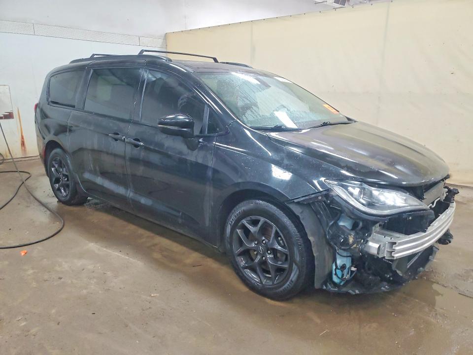 62408606 :رقم المزاد ، 2C4RC1GG3LR132591 vin ، 2020 Chrysler Pacifica مزاد بيع