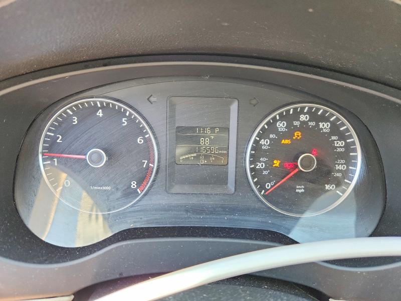 61682646 :رقم المزاد ، 3VWDP7AJ5DM210302 vin ، 2013 Volkswagen Jetta مزاد بيع