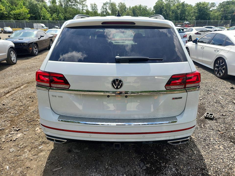 62197756 :رقم المزاد ، 1V2NR2CA8MC583786 vin ، 2021 Volkswagen Atlas مزاد بيع