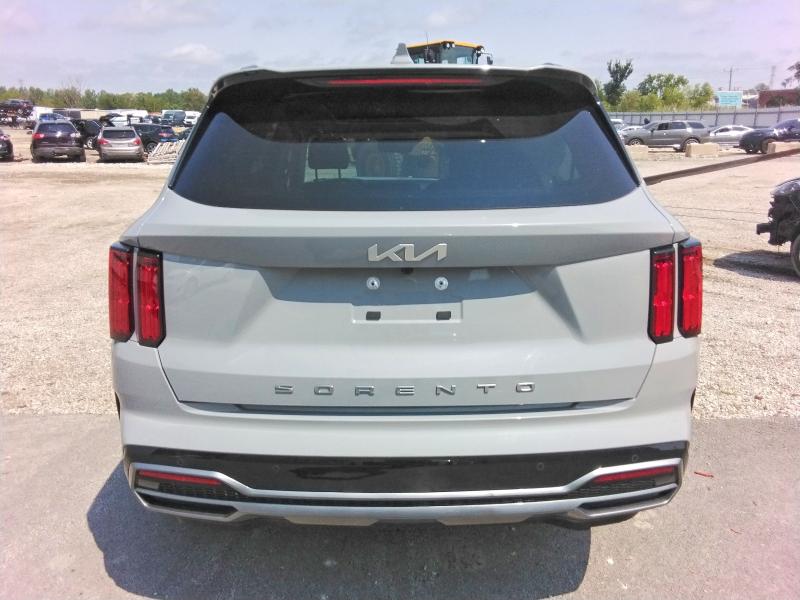 60686576 :رقم المزاد ، 5XYRK4LFXNG093779 vin ، 2022 Kia Sorento مزاد بيع