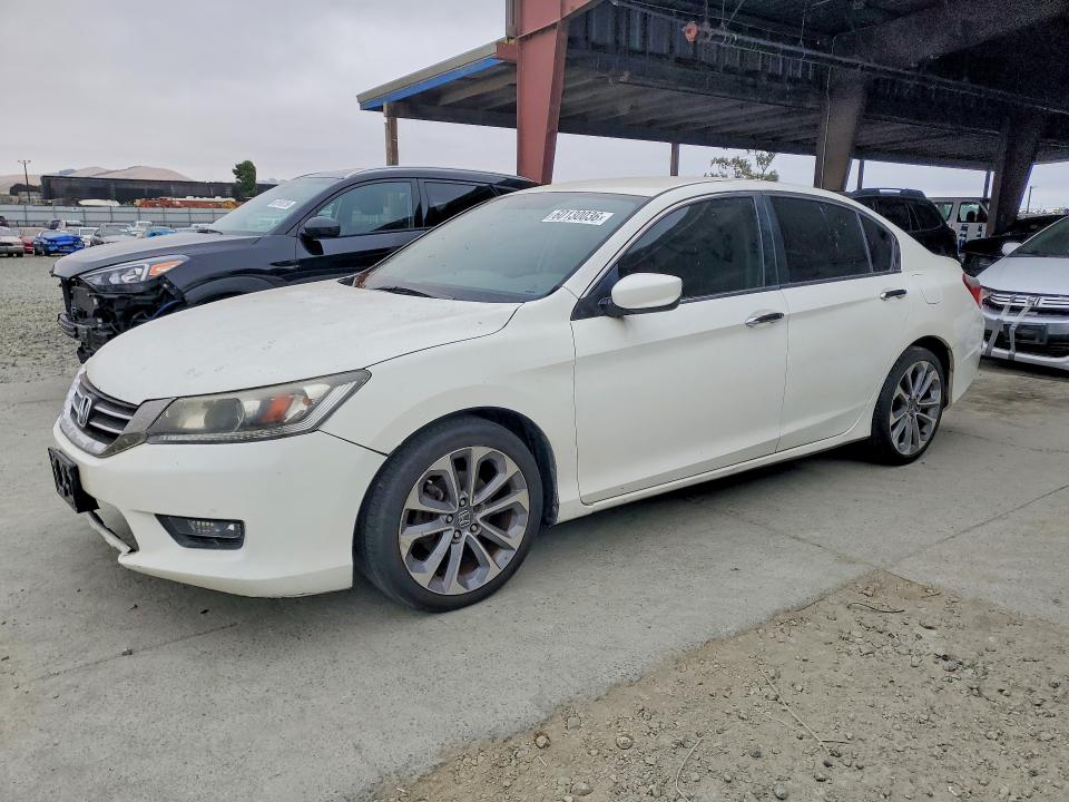 Auction sale of the 2014 Honda Accord, vin: 1HGCR2F57EA151468, lot number: 60130036
