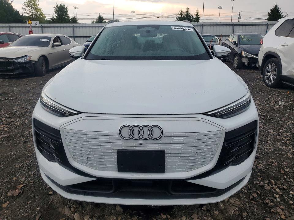 Продажа на аукционе авто 2025 Audi Q6 E-tron, vin: WA134BGF5SA026947, номер лота: 60006226