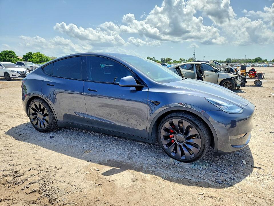 Продаж на аукціоні авто 2020 Tesla Model Y, vin: 5YJYGDEF8LF011434, номер лоту: 60942066