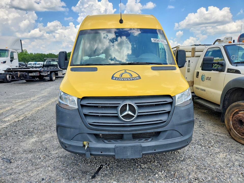 58347386 :رقم المزاد ، W1W8ND3Y4RT174523 vin ، 2024 Mercedes-benz Sprinter مزاد بيع