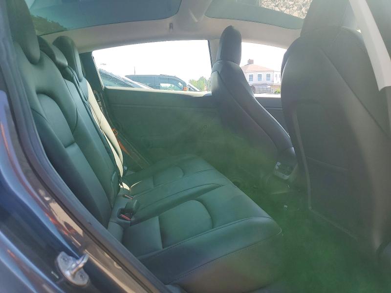60788076 :رقم المزاد ، 5YJ3E1EAXKF298521 vin ، 2019 Tesla Mdl 3 مزاد بيع