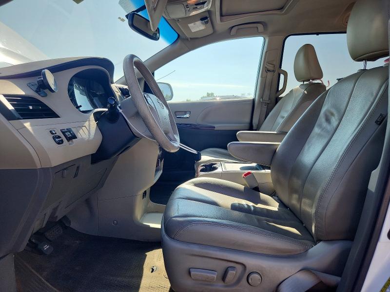2014 Toyota Sienna მანქანა იყიდება აუქციონზე, vin: 5TDYK3DC6ES421325, აუქციონის ნომერი: 60034286
