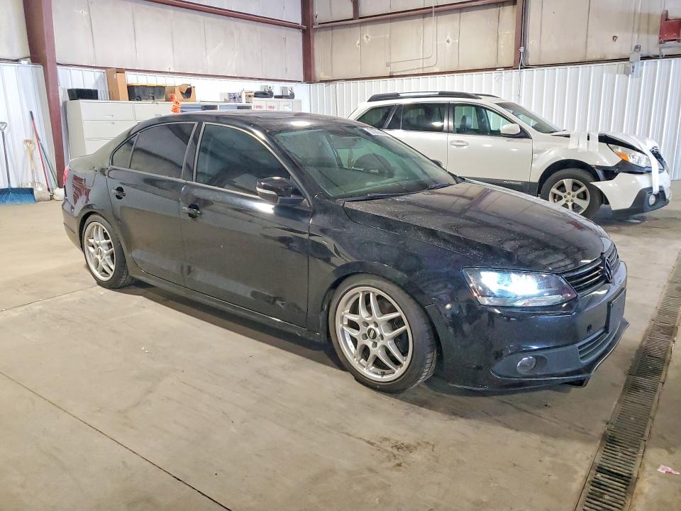 2011 Volkswagen Jetta მანქანა იყიდება აუქციონზე, vin: 3VW3L7AJ4BM112995, აუქციონის ნომერი: 57072686