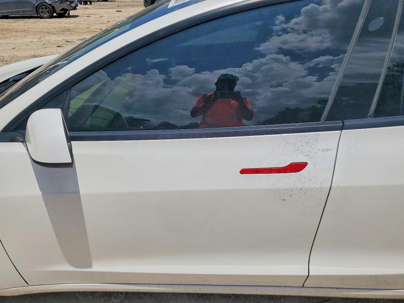 2022 Tesla Model 3 მანქანა იყიდება აუქციონზე, vin: 5YJ3E1EA5NF313995, აუქციონის ნომერი: 61546636