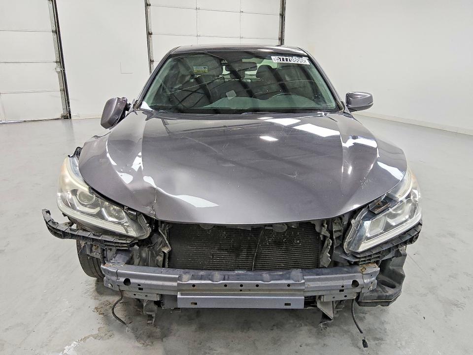 Продажа на аукционе авто 2017 Honda Accord, vin: 1HGCR2F97HA039499, номер лота: 57770806