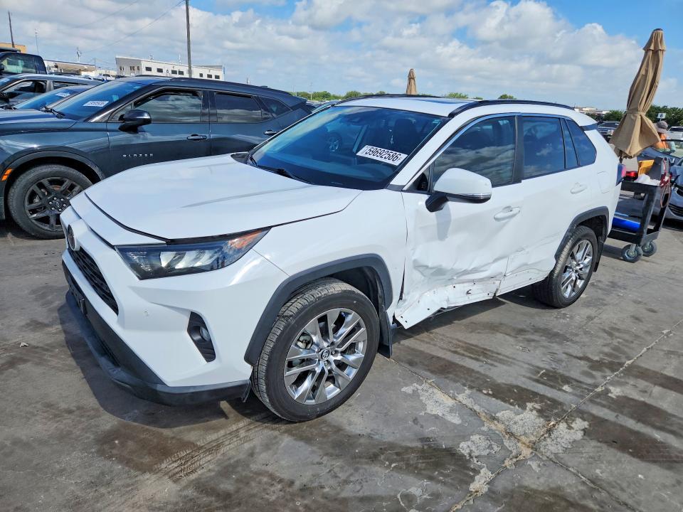 59692586 :رقم المزاد ، 2T3C1RFV0KC007130 vin ، 2019 Toyota Rav4 مزاد بيع