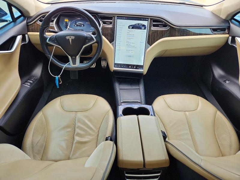 62072726 :رقم المزاد ، 5YJSA1DP2DFP24802 vin ، 2013 Tesla Model S مزاد بيع