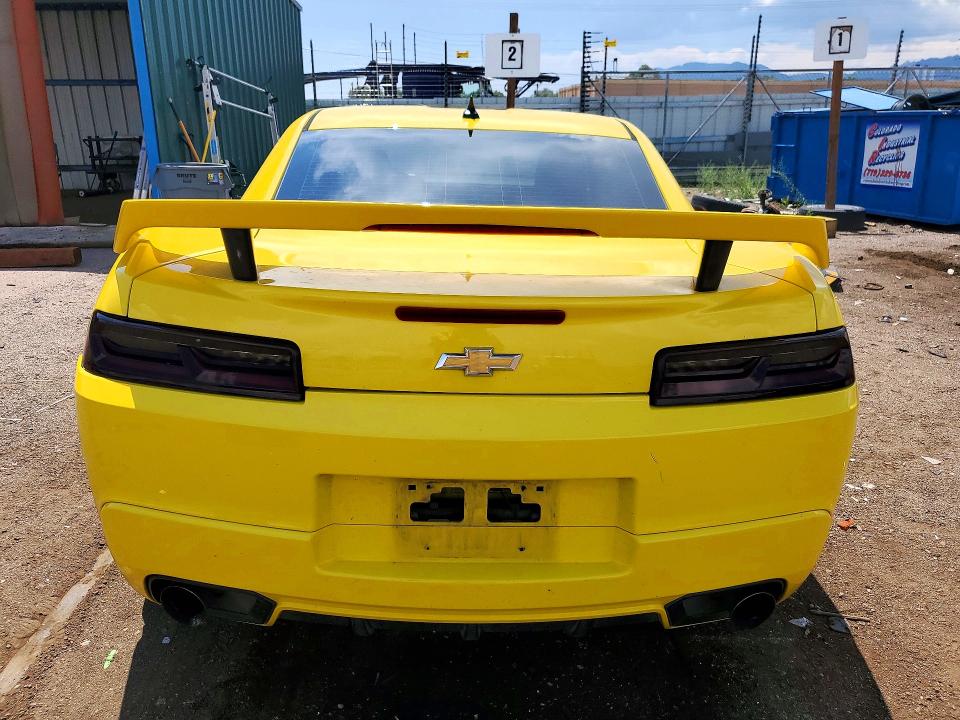 Продажа на аукционе авто 2015 Chevrolet Camaro, vin: 2G1FB1E35F9310875, номер лота: 63601686